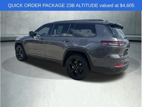 Used 2023 Jeep Grand Cherokee L Laredo AWD/4WD image 4