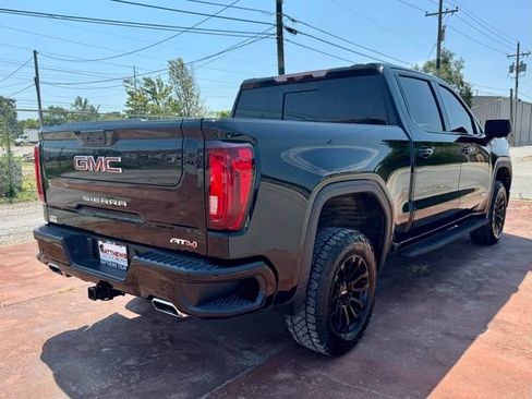 Used 2022 GMC Sierra 1500 AT4 w/ AT4 Premium Package AWD/4WD image 5