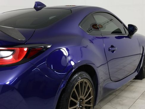 Used 2023 Toyota GR86 RWD image 40