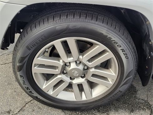 Used 2020 Toyota 4Runner SR5 image 17