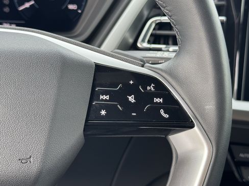 Used 2024 Audi Q4 e-tron Premium w/ Convenience Package AWD/4WD image 20