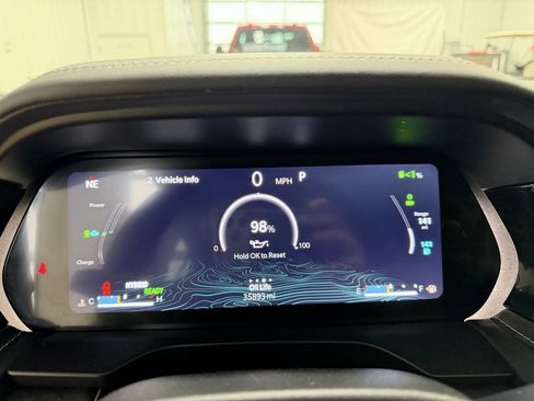 Used 2022 Jeep Grand Cherokee Limited 4xe image 21