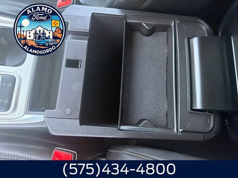 Used 2023 Ford Explorer XLT w/ Equipment Group 202A RWD image 25