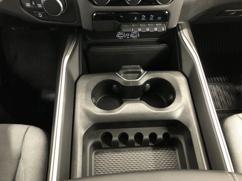 Used 2025 RAM 1500 Big Horn image 21