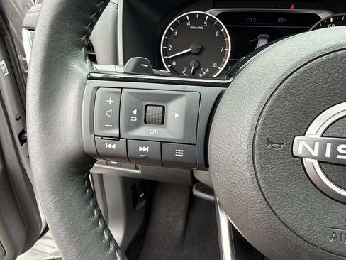 Used 2022 Nissan Rogue SL w/ SL Premium Package FWD image 32