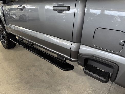 Used 2024 Ford F250 Lariat w/ Sport Appearance Package image 39