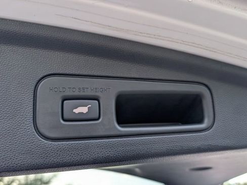 Used 2024 Acura MDX FWD w/ Technology Package image 16