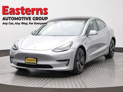 Used 2018 Tesla Model 3 Long Range image 1