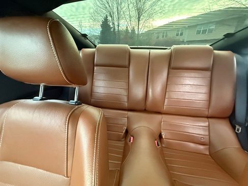 Used 2010 Ford Mustang GT image 17