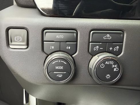 Used 2023 Chevrolet Silverado 1500 LT w/ Protection Package image 16