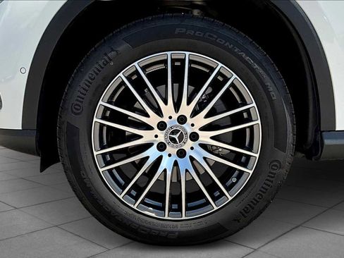 New 2025 Mercedes-Benz GLC 300 GLC 300 image 21
