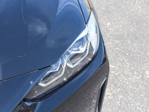 Used 2023 BMW i4 eDrive35 w/ Premium Package image 12