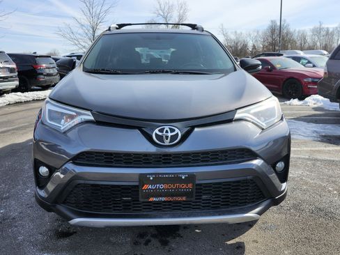 Used 2016 Toyota RAV4 SE image 11