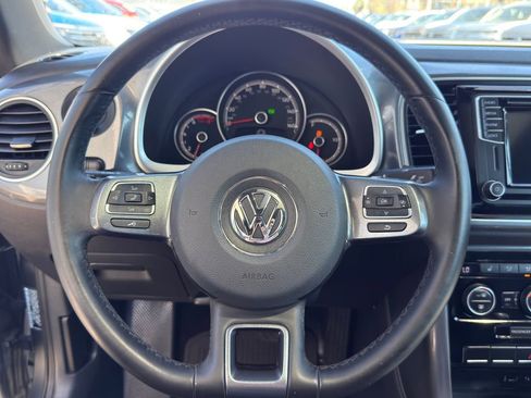 Used 2019 Volkswagen Beetle 2.0T SE image 19