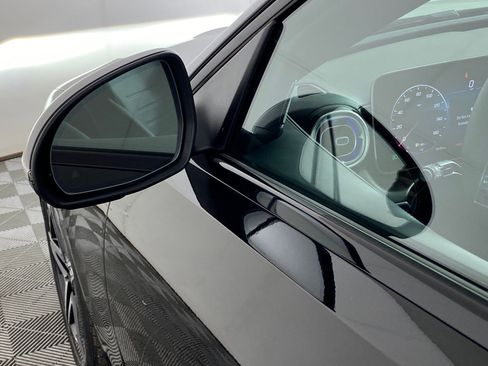 New 2025 Mercedes-Benz C 300 4MATIC Sedan image 22