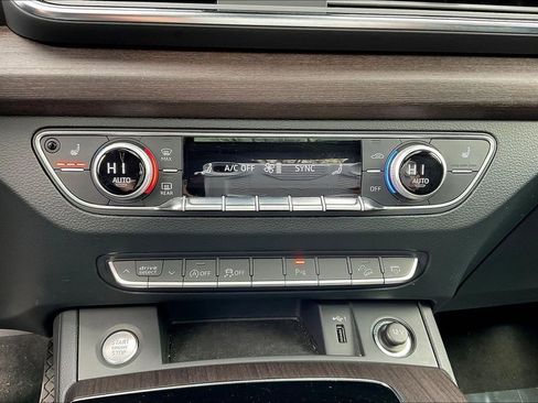 Used 2022 Audi Q5 2.0T Premium image 15