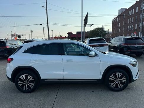 Used 2025 Mercedes-Benz GLA 250 4MATIC image 6