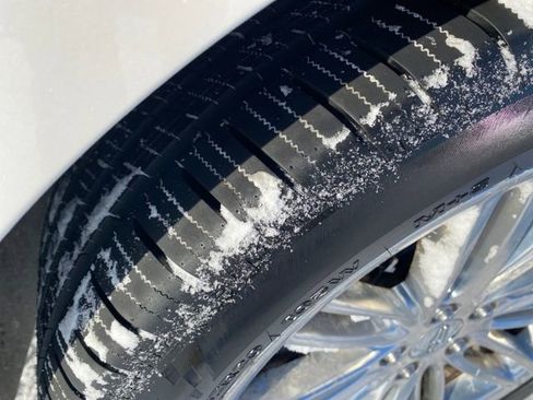 Used 2014 Lincoln MKT AWD w/ Equipment Group 201A image 23