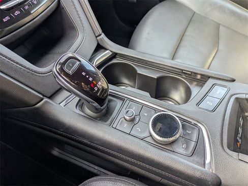 Used 2024 Cadillac XT5 Premium Luxury image 23