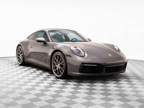 Used 2021 Porsche 911 Carrera image 6