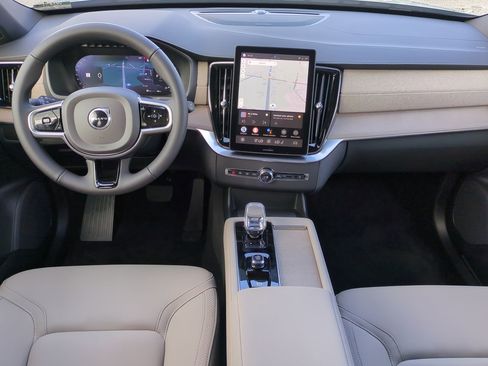 New 2026 Volvo XC90 B6 Plus w/ Protection Package Premier image 13