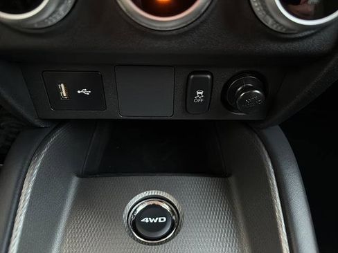 Used 2024 Mitsubishi Outlander Sport LE image 22