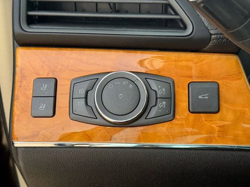 Used 2015 Lincoln MKX AWD w/ Equipment Group 102A image 15