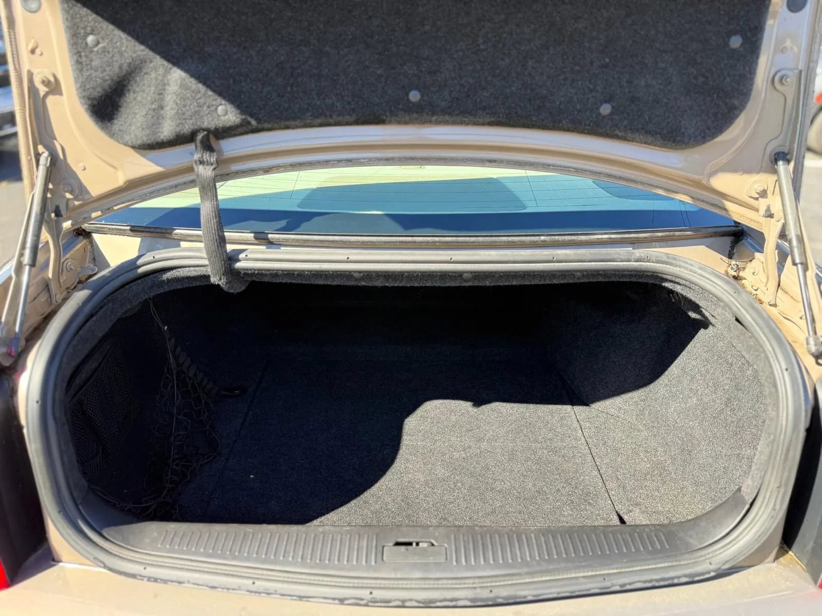 Used 2008 Cadillac STS AWD w/ Preferred Equipment Group image 33
