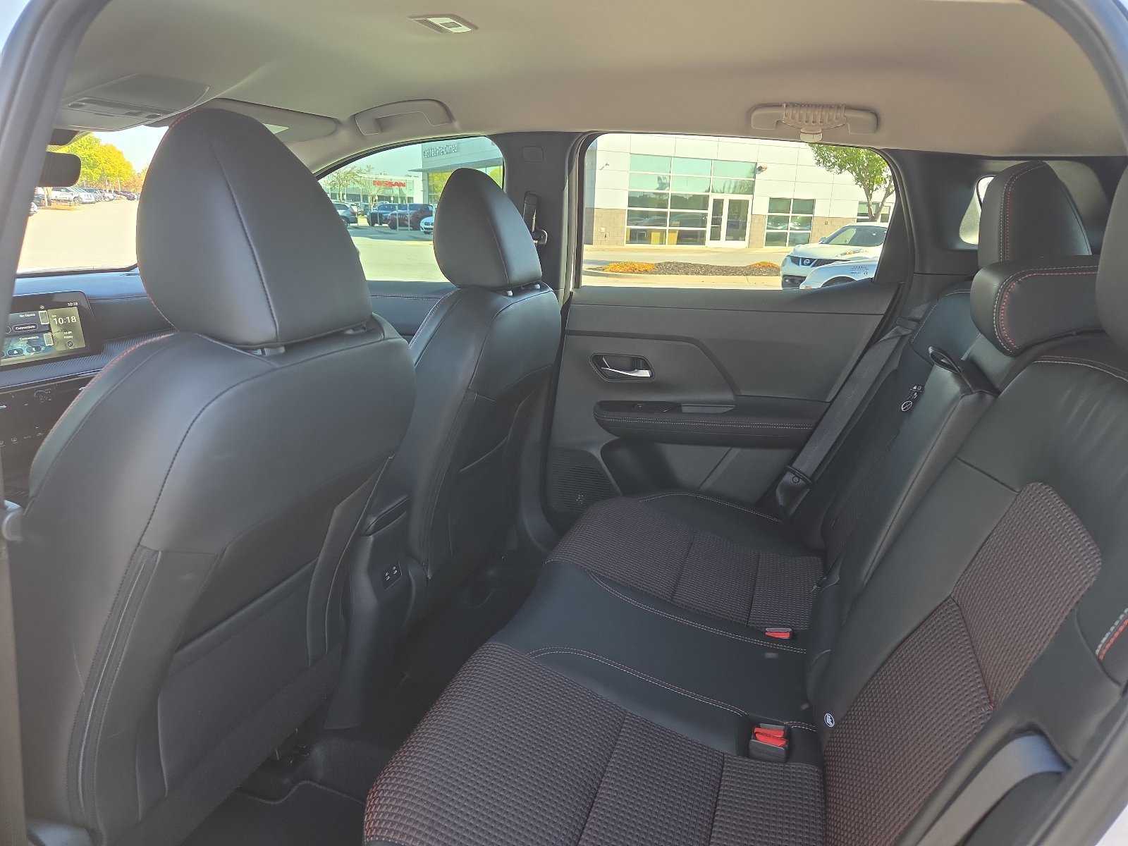 Used 2025 Nissan Kicks SR w/ Illumination Package AWD/4WD image 10