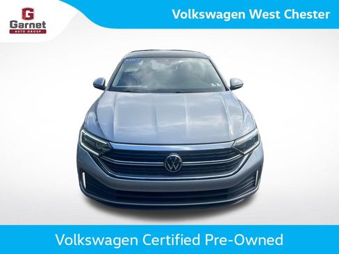Certified 2024 Volkswagen Jetta SEL FWD image 9