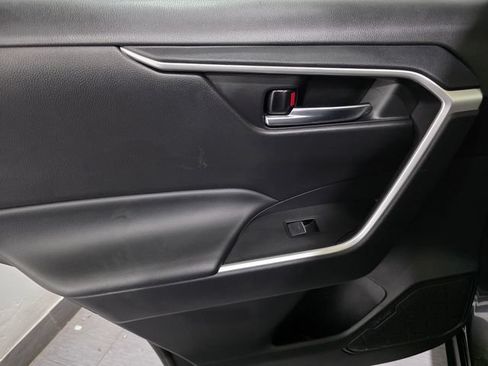 Used 2024 Toyota RAV4 XLE FWD image 11