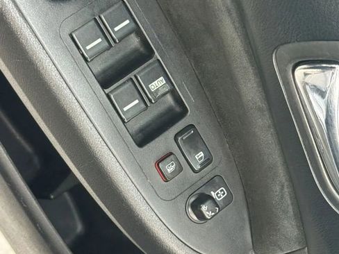 Used 2004 Honda Accord LX image 25