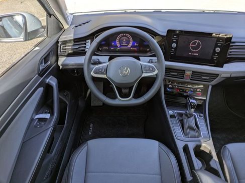 New 2026 Volkswagen Jetta SE image 14