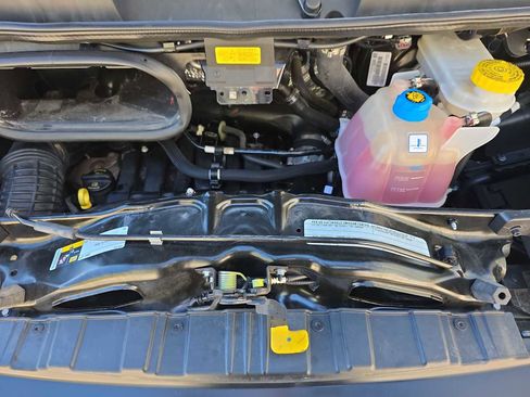 Used 2023 RAM ProMaster 3500 w/ Driver Convenience Group image 13