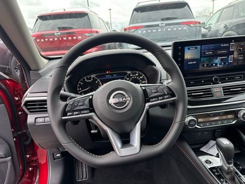 New 2025 Nissan Altima 2.5 SR w/ SR Premium Package image 9