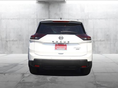 New 2026 Nissan Rogue Dark Armor image 6