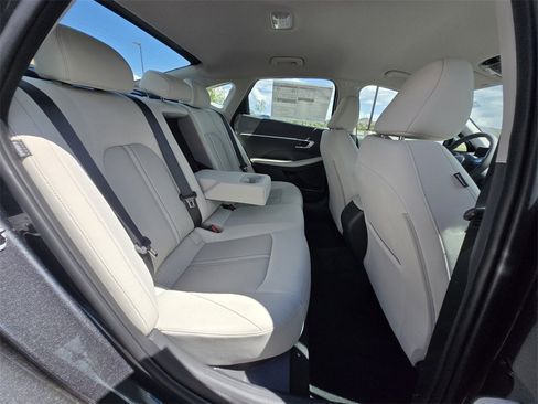 New 2025 Hyundai Sonata SEL image 12