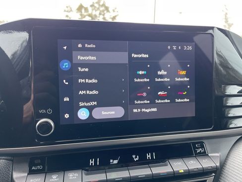 Certified 2025 Toyota Camry SE w/ Convenience Package image 10