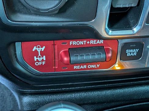 Used 2020 Jeep Wrangler Unlimited Rubicon w/ Quick Order Package 28Y Recon image 23