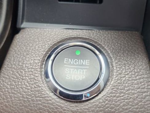 Used 2022 Ford F350 King Ranch w/ FX4 Off-Road Package image 28