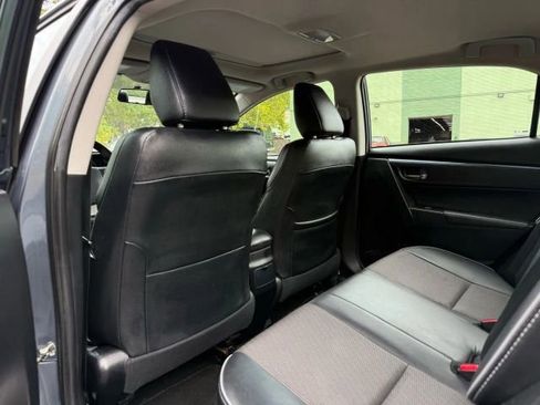 Used 2015 Toyota Corolla S Premium image 21