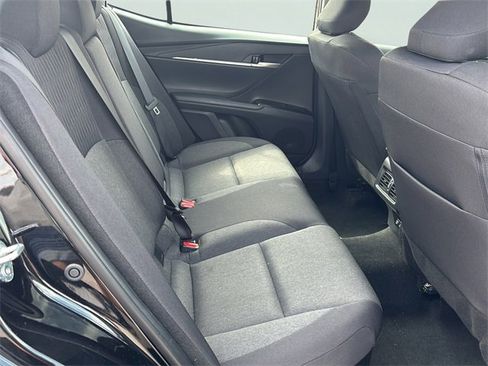 Used 2025 Toyota Camry LE image 13