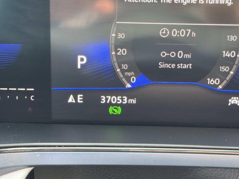 Used 2023 Volkswagen Taos SE FWD image 28