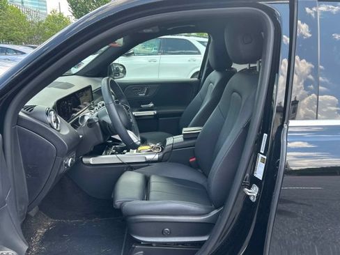 Used 2024 Mercedes-Benz GLB 250 image 4