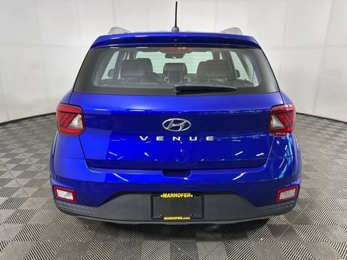 Certified 2023 Hyundai Venue Limited image 4