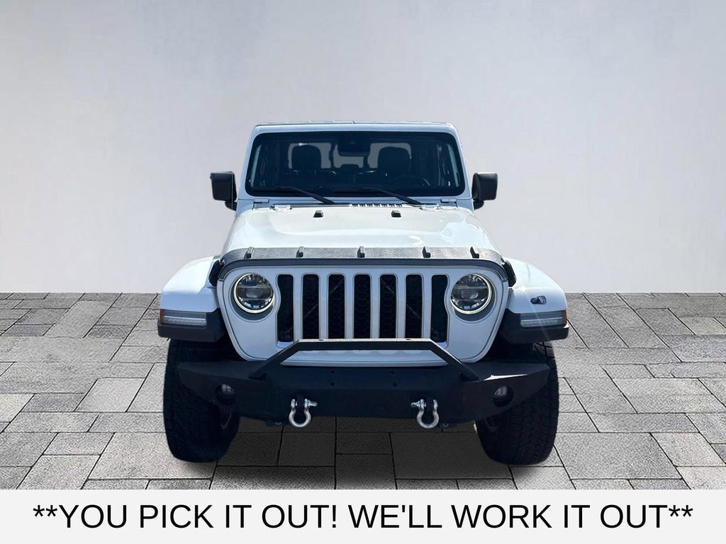 Used 2020 Jeep Gladiator Overland w/ Popular Equipment Package AWD/4WD image 2