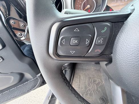 Used 2023 Jeep Wrangler Sport AWD/4WD image 14