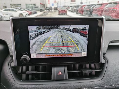 Used 2023 Toyota RAV4 LE image 12