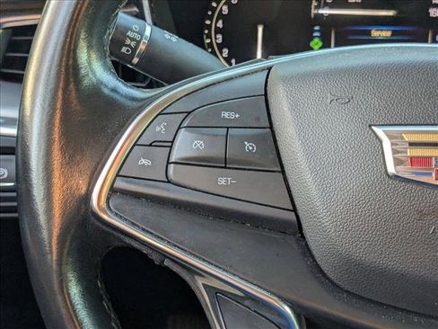 Used 2019 Cadillac XT5 Premium Luxury image 4