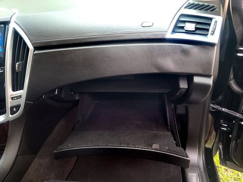 Used 2016 Cadillac SRX Luxury w/ Driver Awareness Package FWD image 33